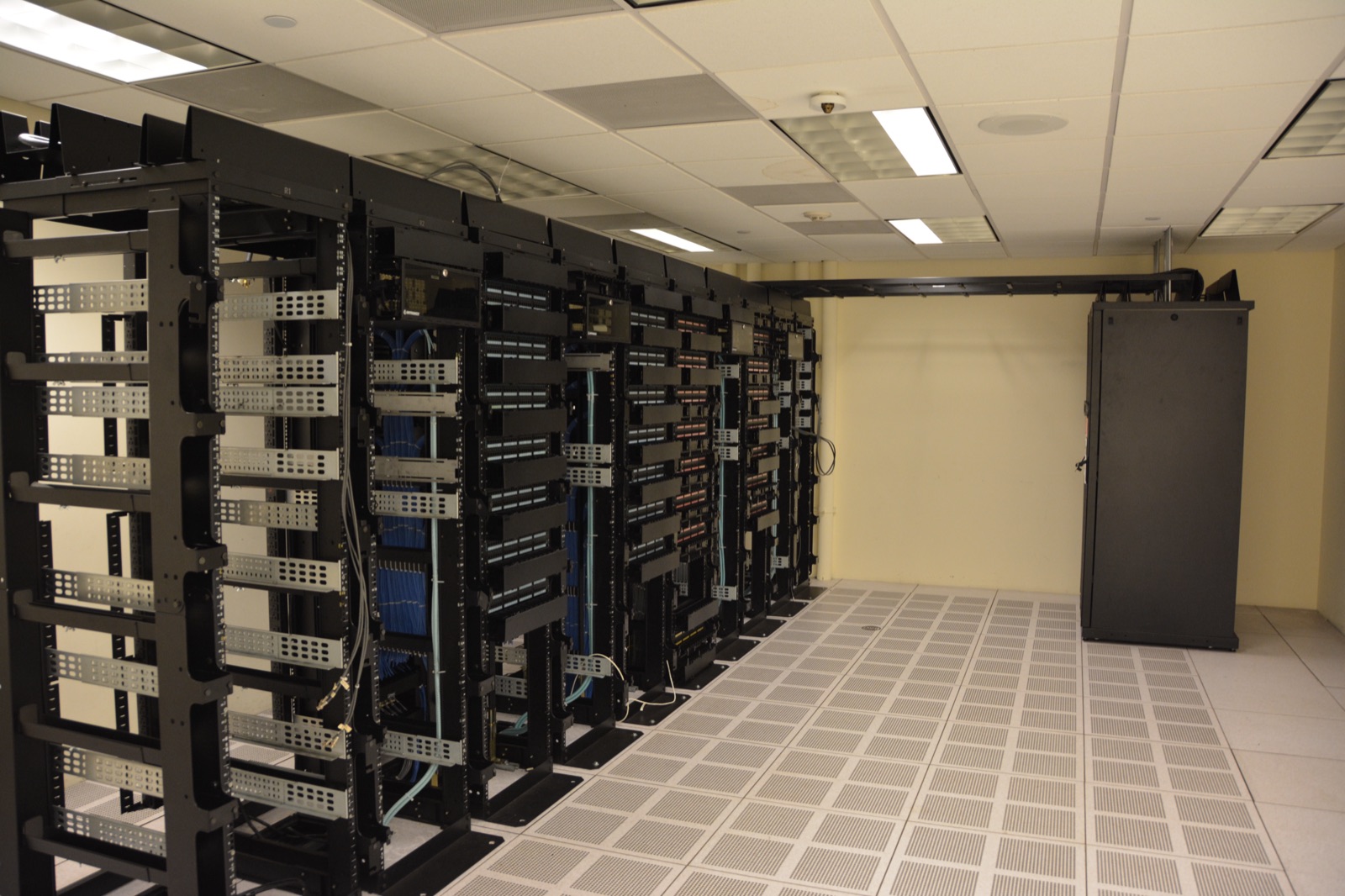 Serverracks in een datacenter